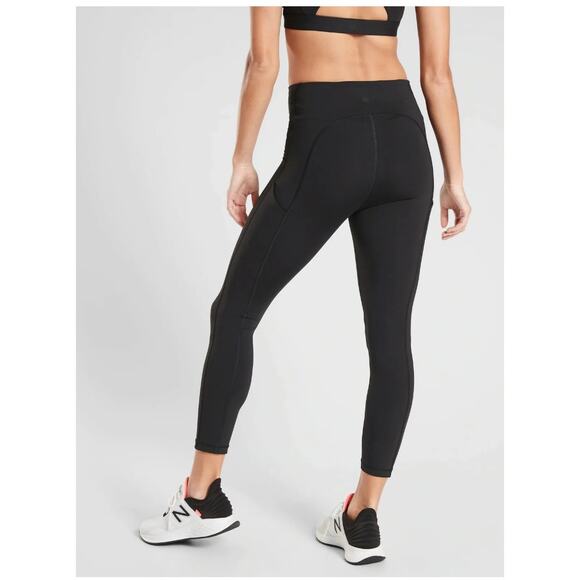 Athleta Ultimate Stash Pocket 7/8 Tight Legging Size XS - Picture 2 of 12
